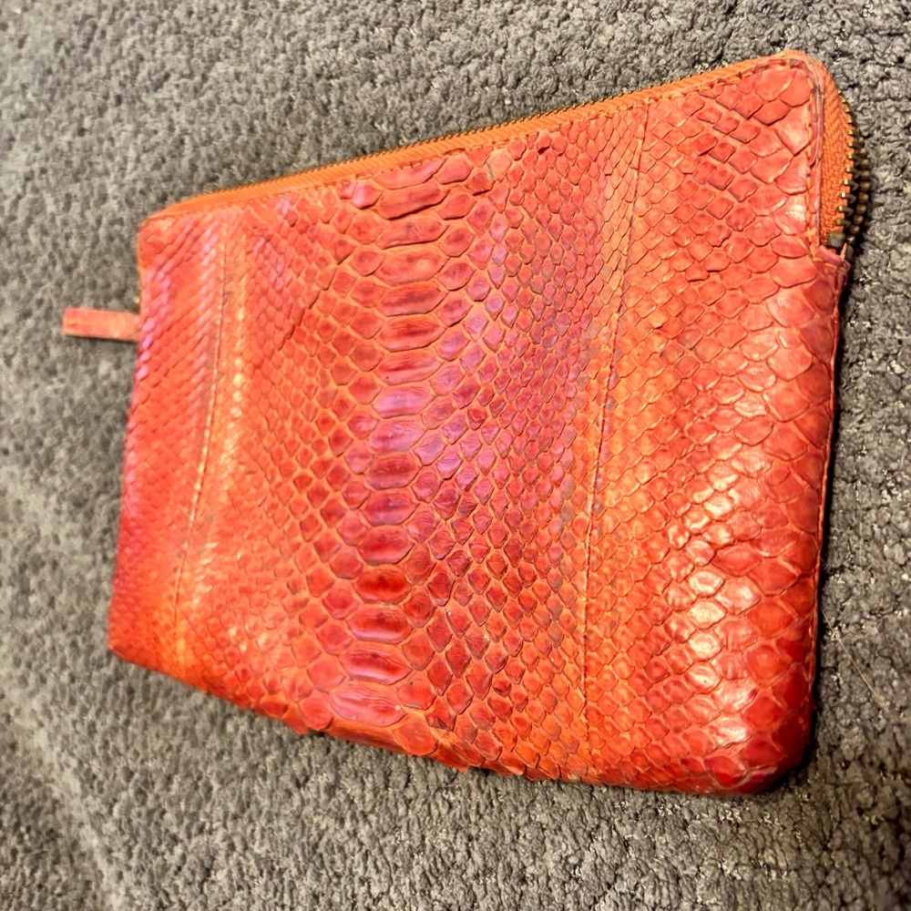 Johnny Ramli Designer Red Snakeskin Zip Bag/Clutch - Picture 16 of 16